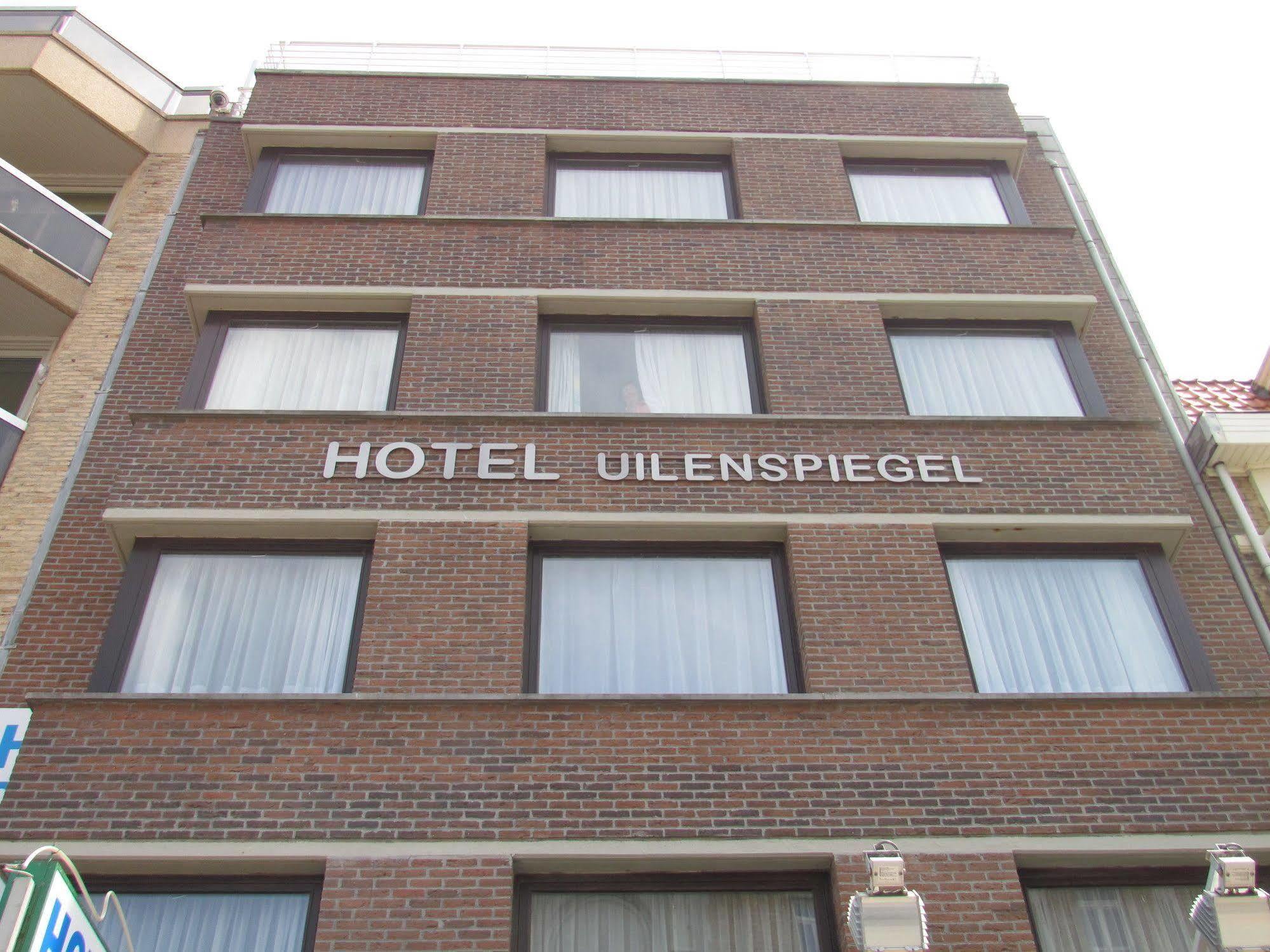 Hotel Uilenspiegel Ньивпорт Экстерьер фото